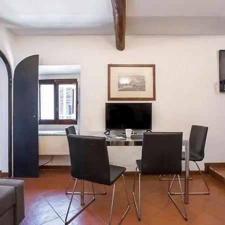 Savelli Attic * Rome